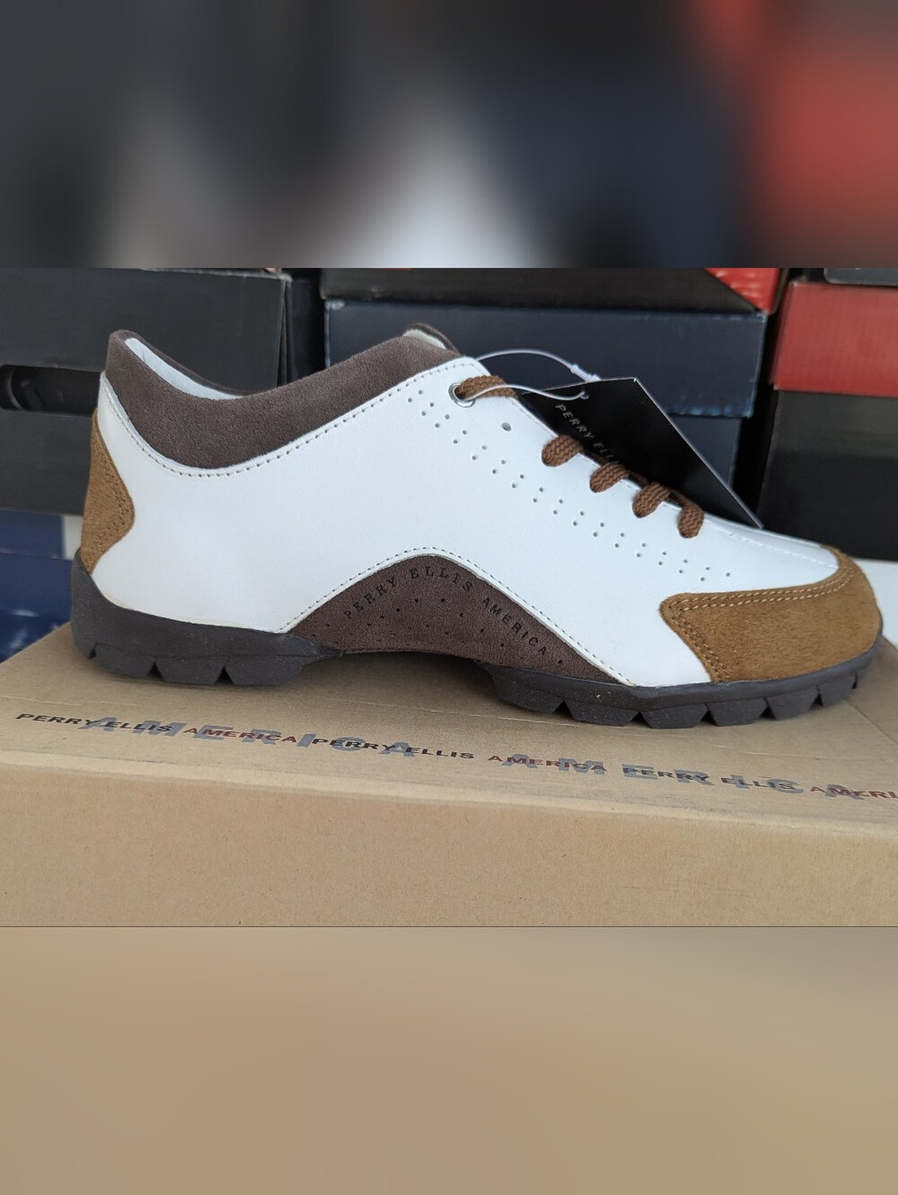 Perry Ellis Prophecy White, Sand, Brown Leather Shoes, Men's 8.5/Ladies 10, New